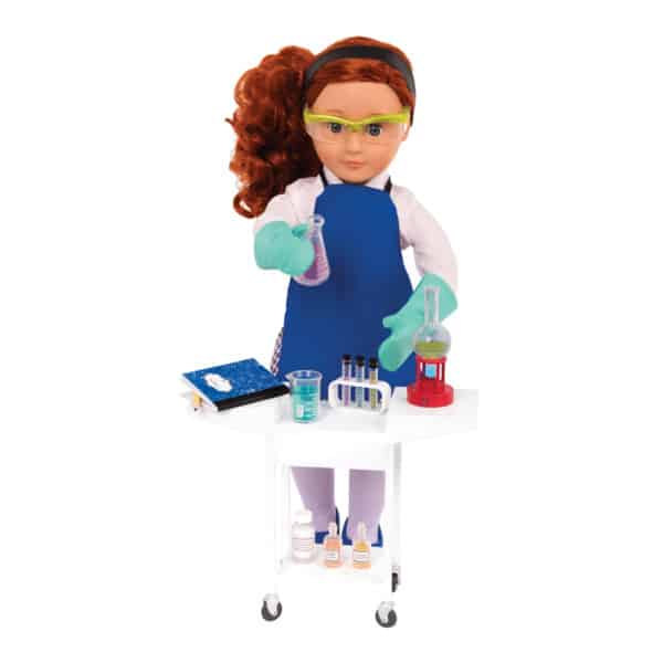 BD37431 OG Schoolroom Science Lab with Sia holding flask at workbench01 Le3ab Store