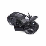 Bburago Porsche Macan Diecast Vehicle (Colors May Vary/1:24 Scale) - Image 5