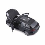 Bburago Porsche Macan Diecast Vehicle (Colors May Vary/1:24 Scale) - Image 6