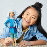 Sisu Human Classic Doll – 28cm– Disney Raya and the Last Dragon - Image 2
