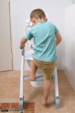Step-up Toilet Topper - Grey/white Dreambaby - Image 6
