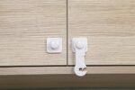 Dreambaby Furniture & Glass Cabinet Catch (White) - Image 4