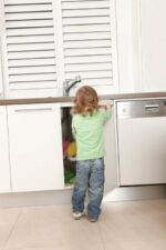 Multi-purpose Latches 3 Pack DreamBaby - Image 4
