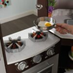 KidKraft Ultimate Corner Play Kitchen with Lights & Sounds - Espresso - Image 6