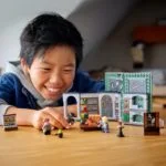 LEGO Harry Potter Hogwarts Moment: Potions Class 76383 Brick-Built Playset (270 Pieces) - Image 3