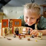 LEGO Harry Potter Hogwarts Moment: Transfiguration Class 76382 Collectible Playset (240 Pieces) - Image 3