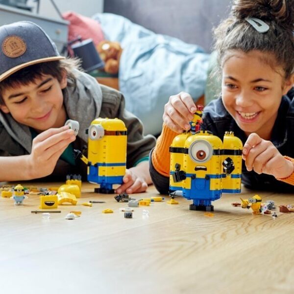 lego minions brick built minions and their lair 75551 minions toy with 2 لعب ستور