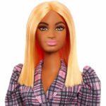 Barbie Fashionistas Doll #161 Curvy with Orange Hair - Image 4