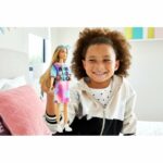 Barbie Fashionistas Doll 159 Petite with Light Brown Hair - Image 2