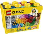 LEGO Classic 10698 Large Creative Brick Box (790 Pieces) - Image 3