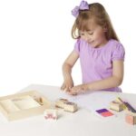 Melissa & Doug Stamp Set Friendship - Image 3