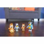 Bluey & Family 4 Pack of 2.5-3″ Figures, Including Bluey, Bingo, Mum & Dad - Image 4