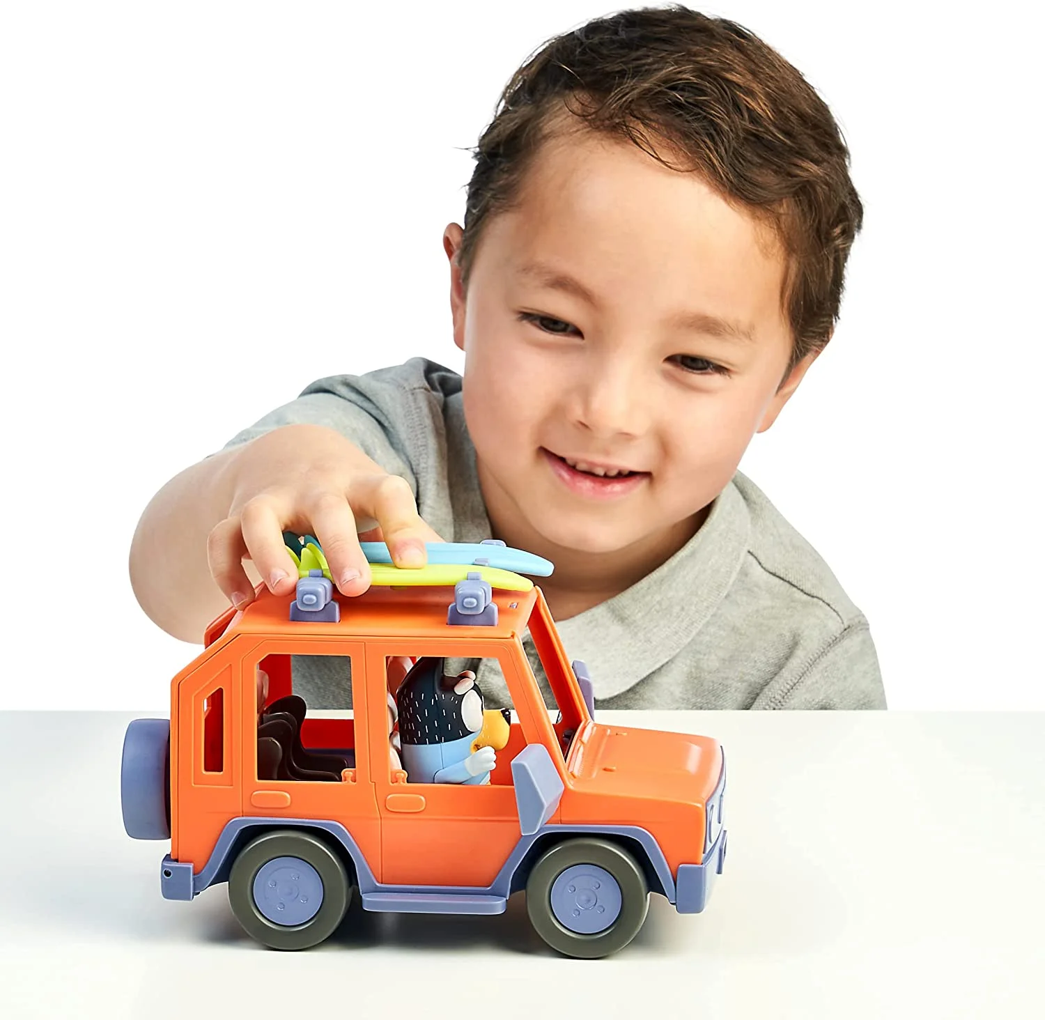 Bluey & Friends Bluey Heeler 4WD Family Vehicle Playset - Image 2