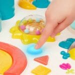 ⁦ترابيزة الألعاب والأنشطة من بي تويز⁩ - الصورة ⁦5⁩