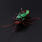 Zuru Robo Alive Glow in the Dark Crawling Cockroach - Image 2