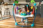 ⁦Baby Einstein Neighborhood Symphony Activity Jumper⁩ - الصورة ⁦6⁩