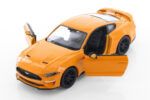 Maisto 2015 Ford Mustang GT-1:18 Model Car - Image 3