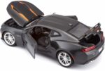 Maisto 2017 Chevrolet Camaro 50th Anniversary -1:18 Model Car - Image 5